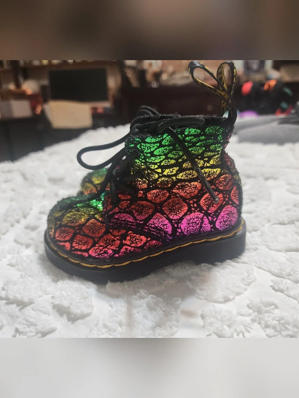 DR. MARTENS Pascal Girl's Metallic Rainbow Croc Mermaid Zip Punk Boots Infant 4